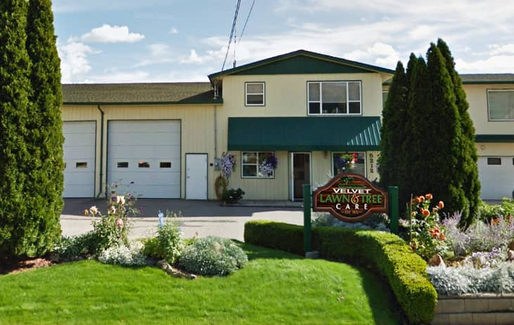 Lawn and tree Care Services in Vernon BC